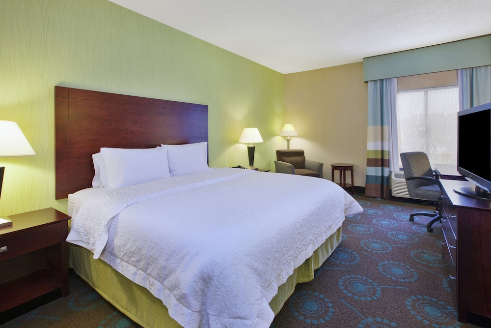 Larkspur Landing Hotel South Bend 15/50