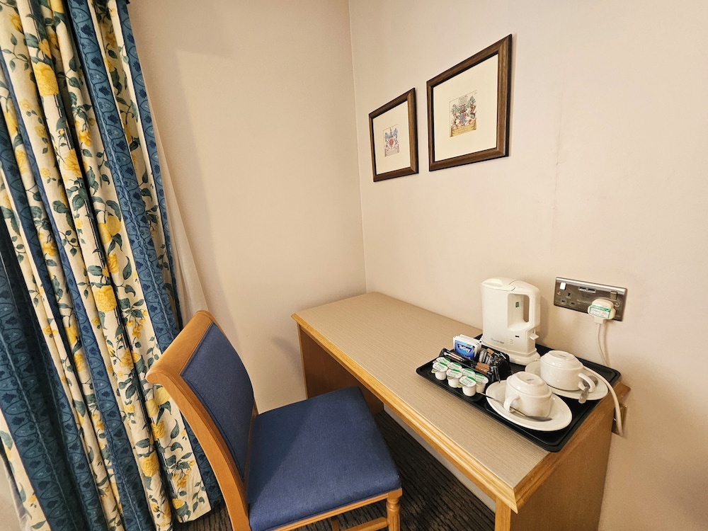OYO Blaby Westfield Hotel 60/64