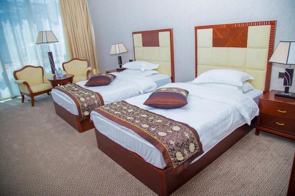 Golden Coast Hotel photo4