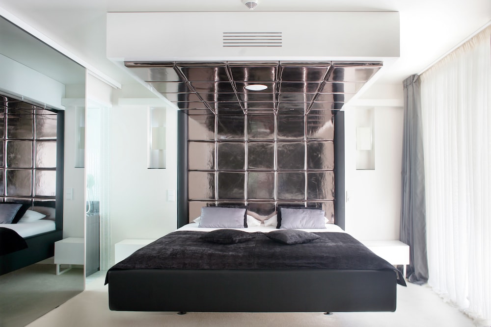 Hotel Damianii 25/75