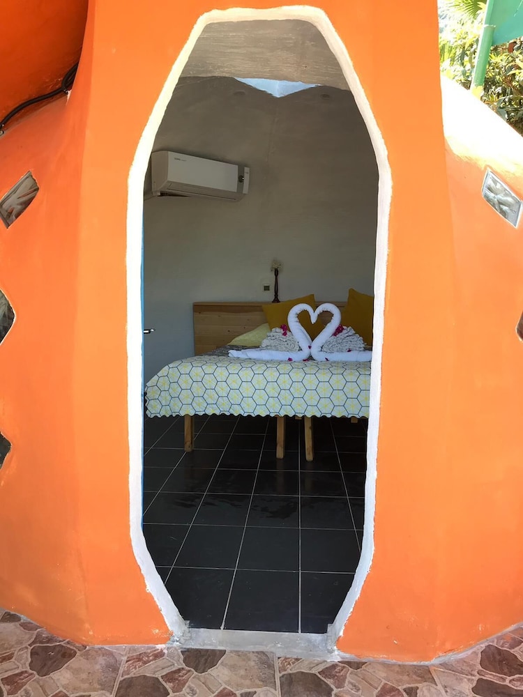 Heredot's House 50/50