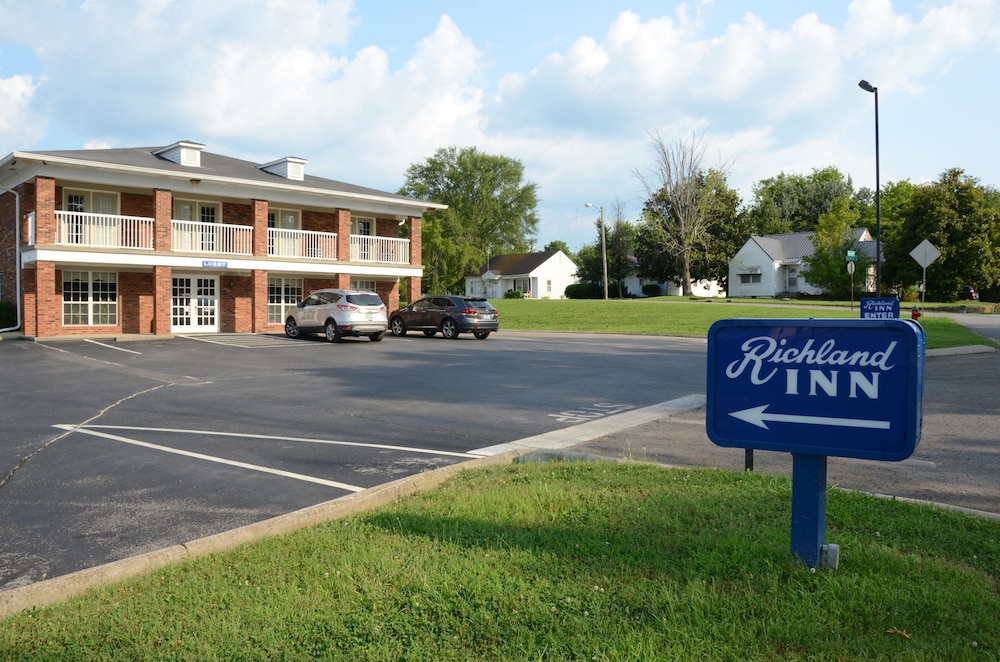 A Richland Inn Lewisburg 5/49