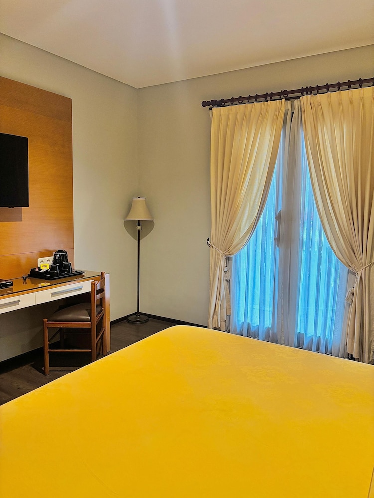 COZY Boutique Guest House 37/57