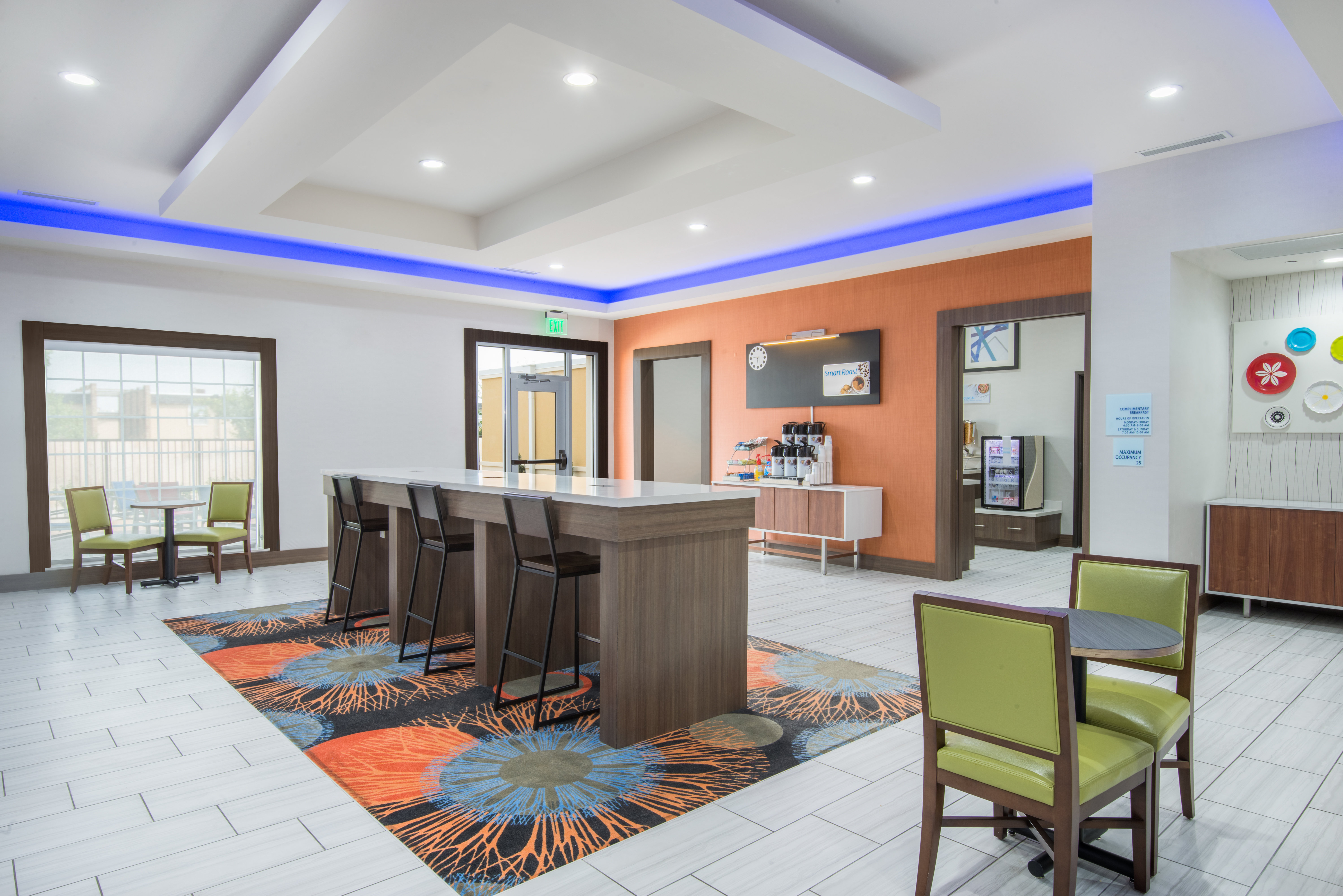 Holiday Inn Express Suites Stillwater University Area 32/49