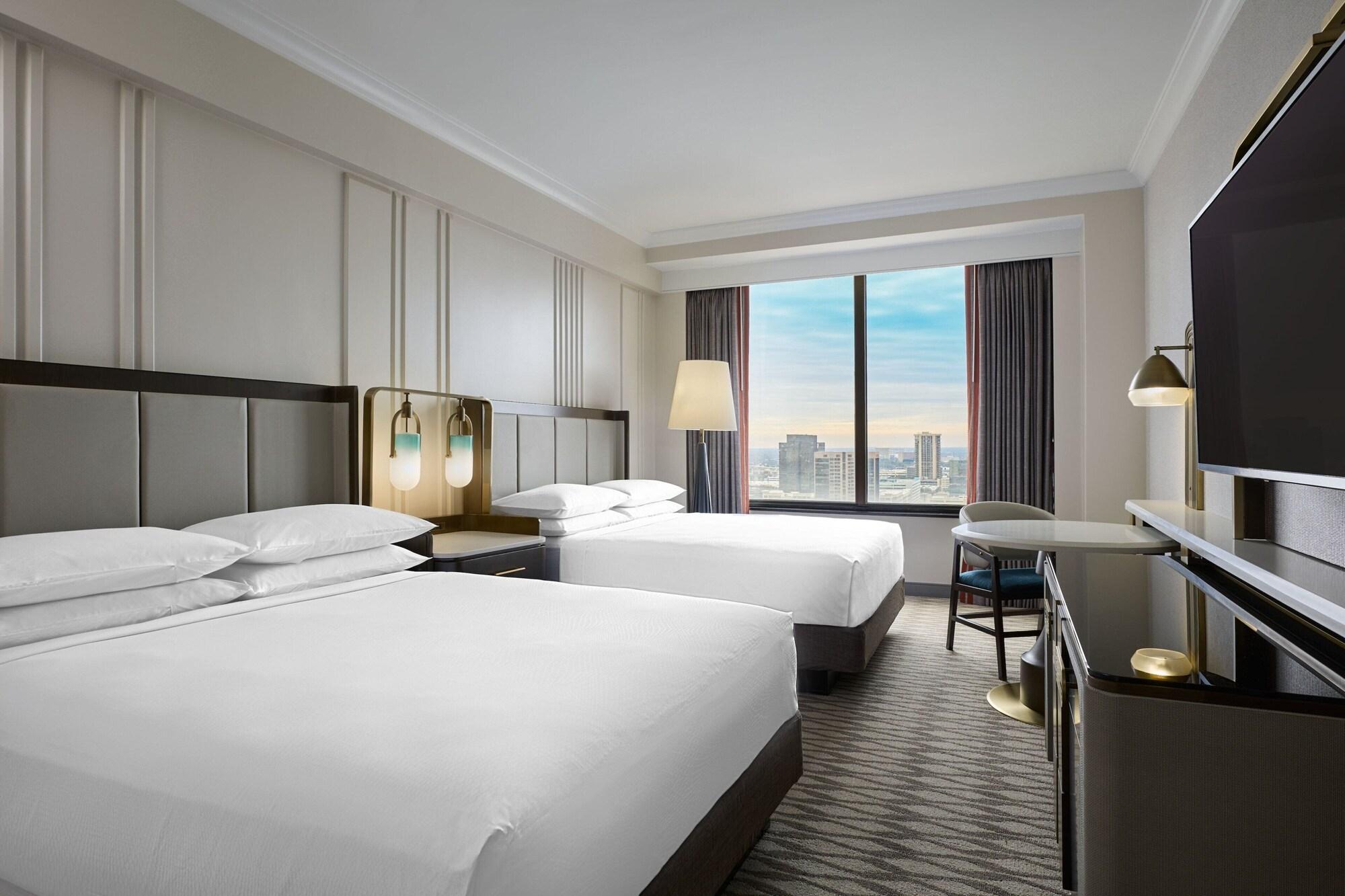 Executive, Queen Bed, Executive Lounge Access