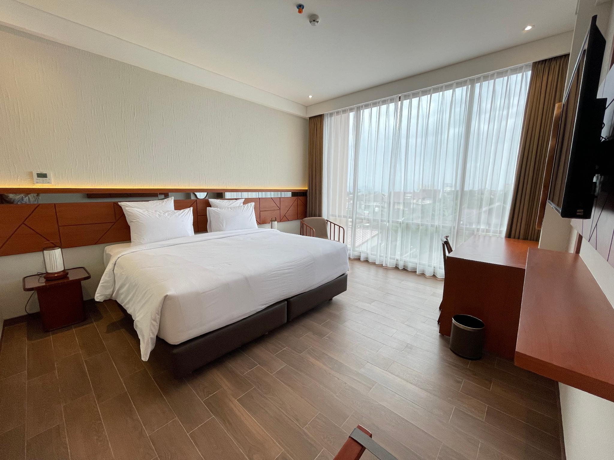 Hollywood, Superior, Double Bed