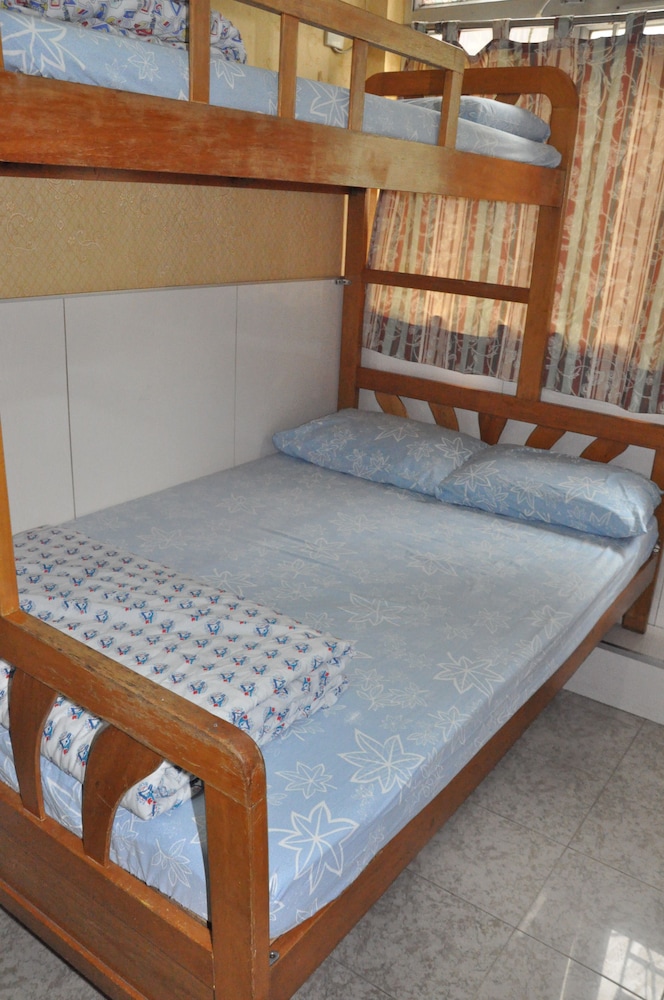 Dragon Hostel 40/66