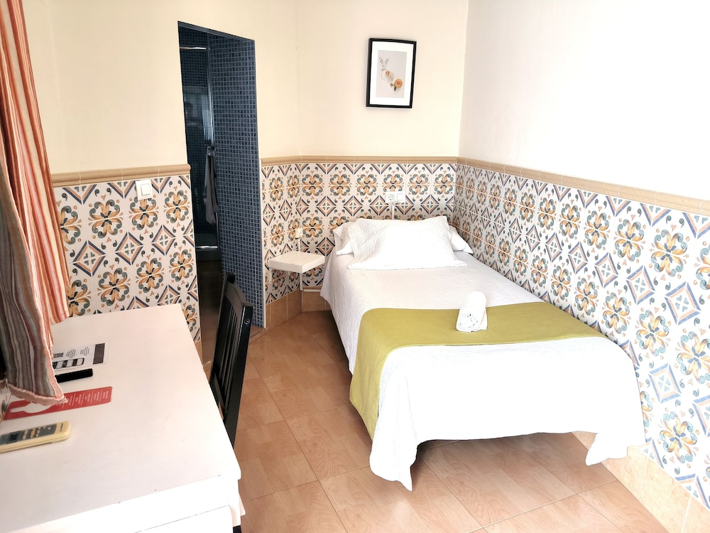 Pension Perez Montilla 14/50