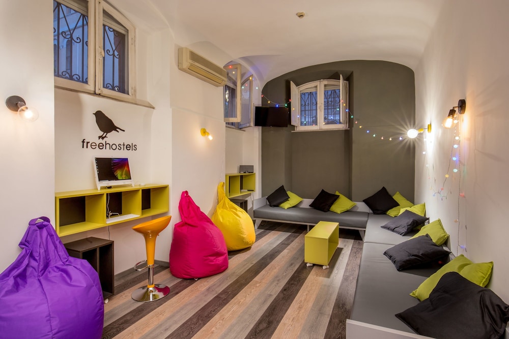 Free Hostels Roma 38/50