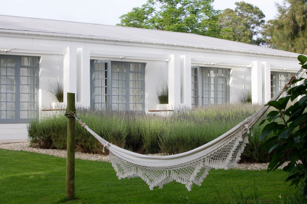 Bloomestate Luxury Retreat 60/61