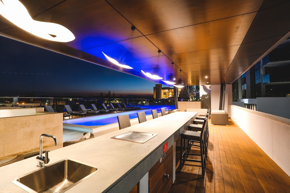 Iconic Kirra Beach Resort 58/72