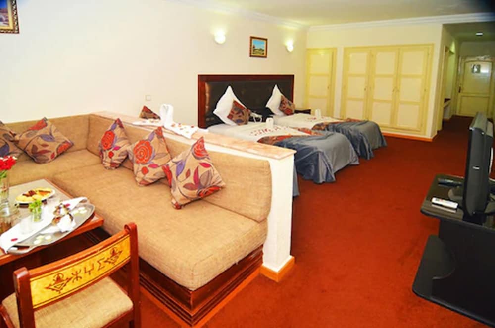 Omega Hotel 10/46