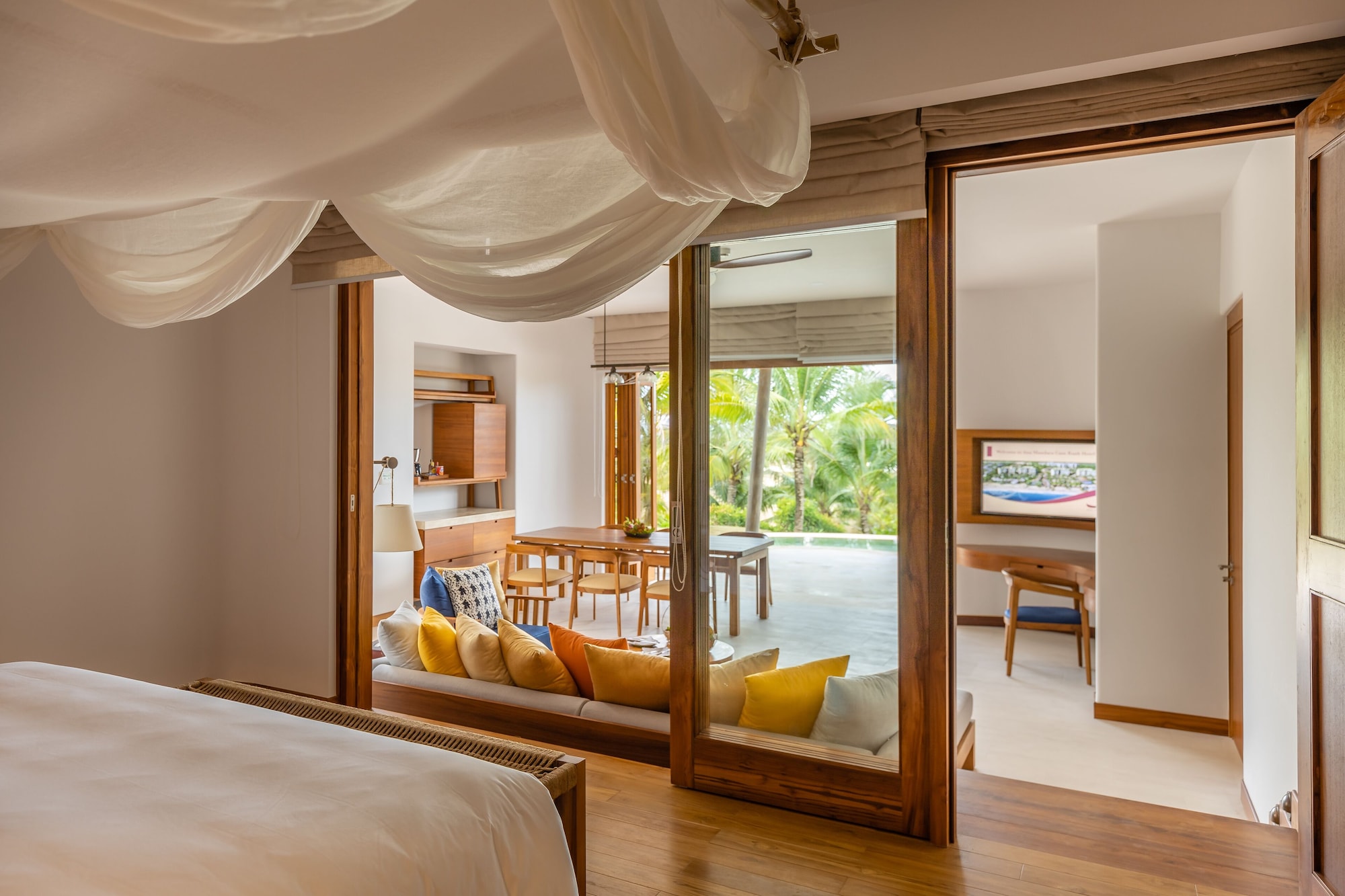 2 Bedrooms, Pool, Villa, King and Twin Beds