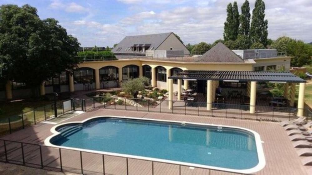 Hotel Le Paddock 3/63