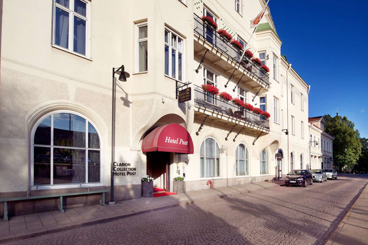 Home Hotel Post 20/21