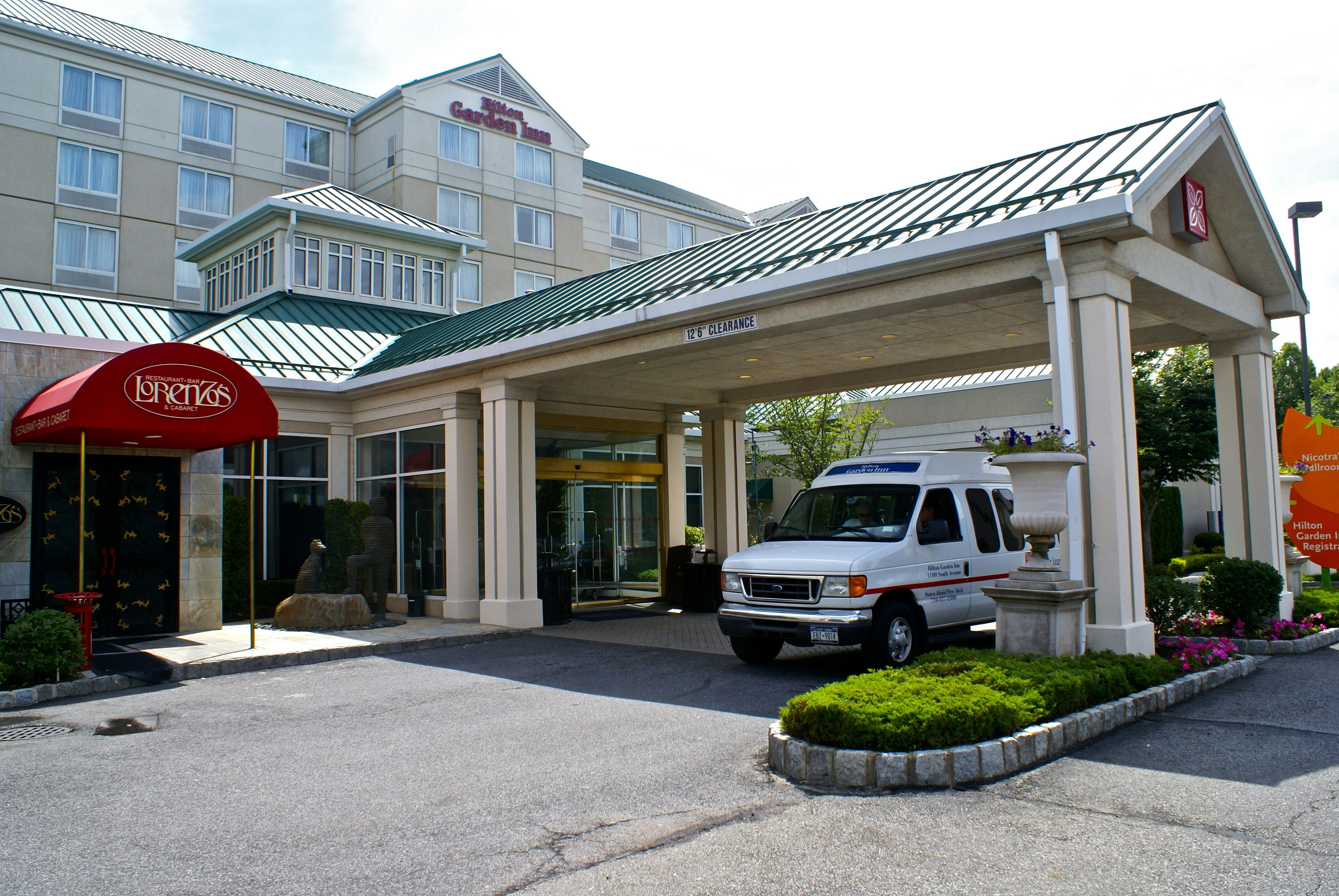 Hilton Garden Inn New York/Staten Island 40/50