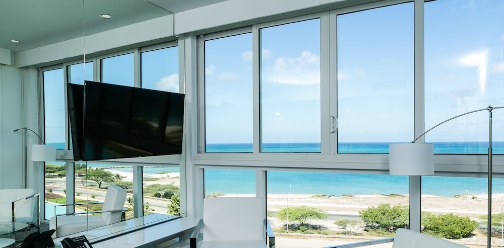Blue Residences Aruba 46/83