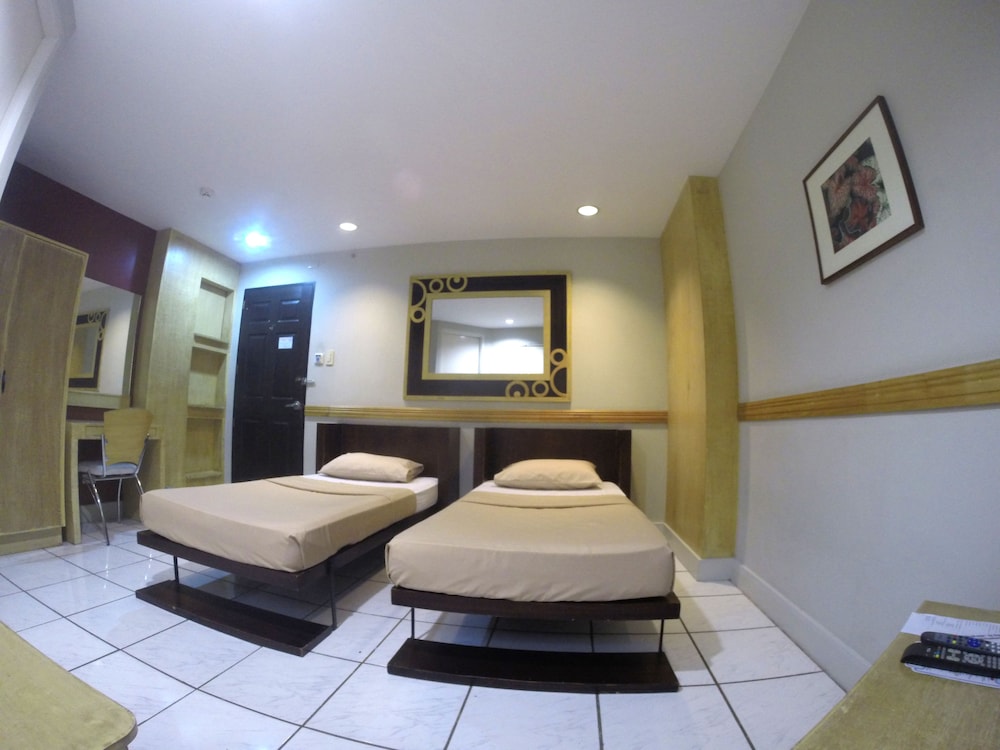 Urban Inn Iloilo 23/65