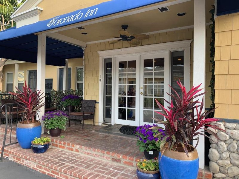 Coronado Inn 2/43