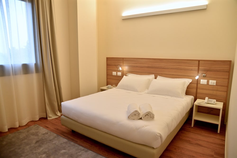 Hotel Forum 24/56