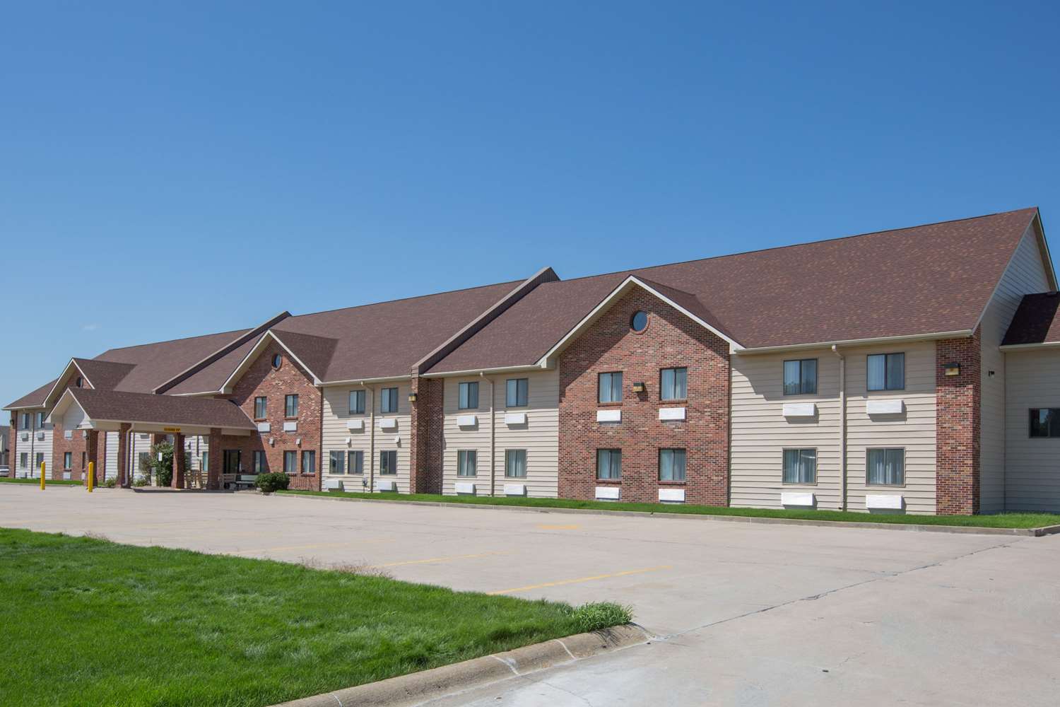 Days Inn by Wyndham Grand Island 22/24