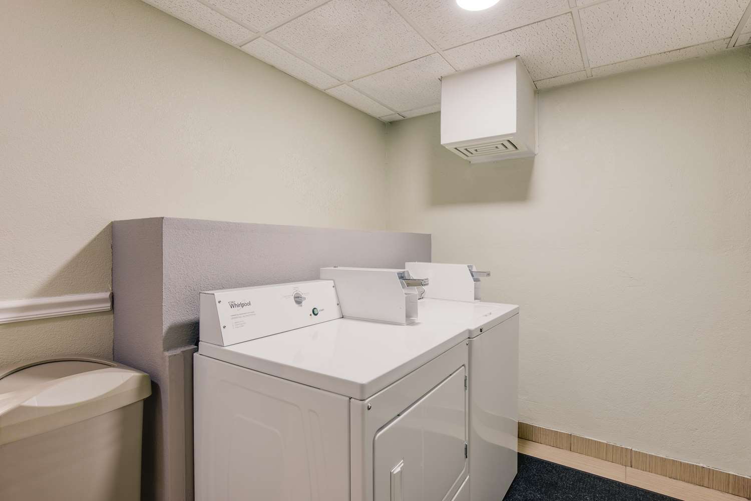 Best Western Waukesha Grand 18/18