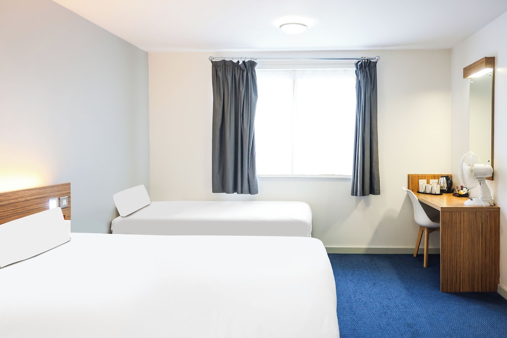 3 Rooms, Family, 3 Beds