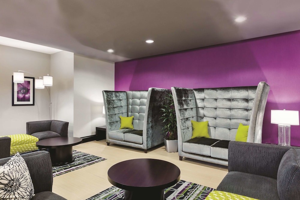 La Quinta Inn & Suites by Wyndham Rockport - Fulton 32/46