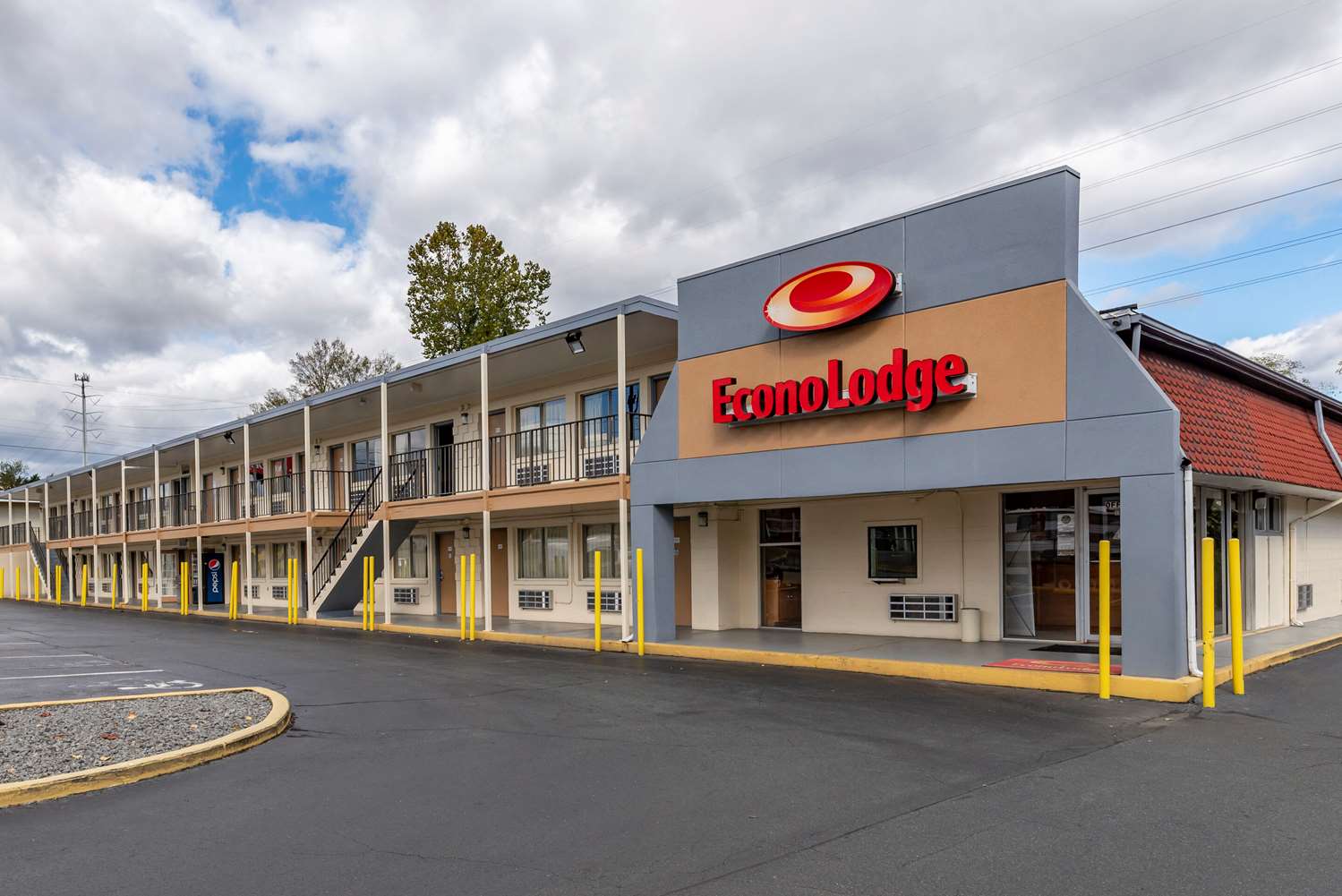 Econo Lodge Charlottesville North - University Area 23/23