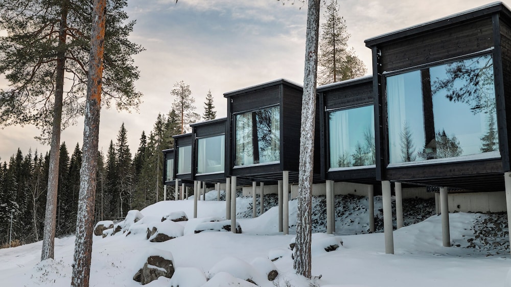 Arctic Panorama Resort 7/50