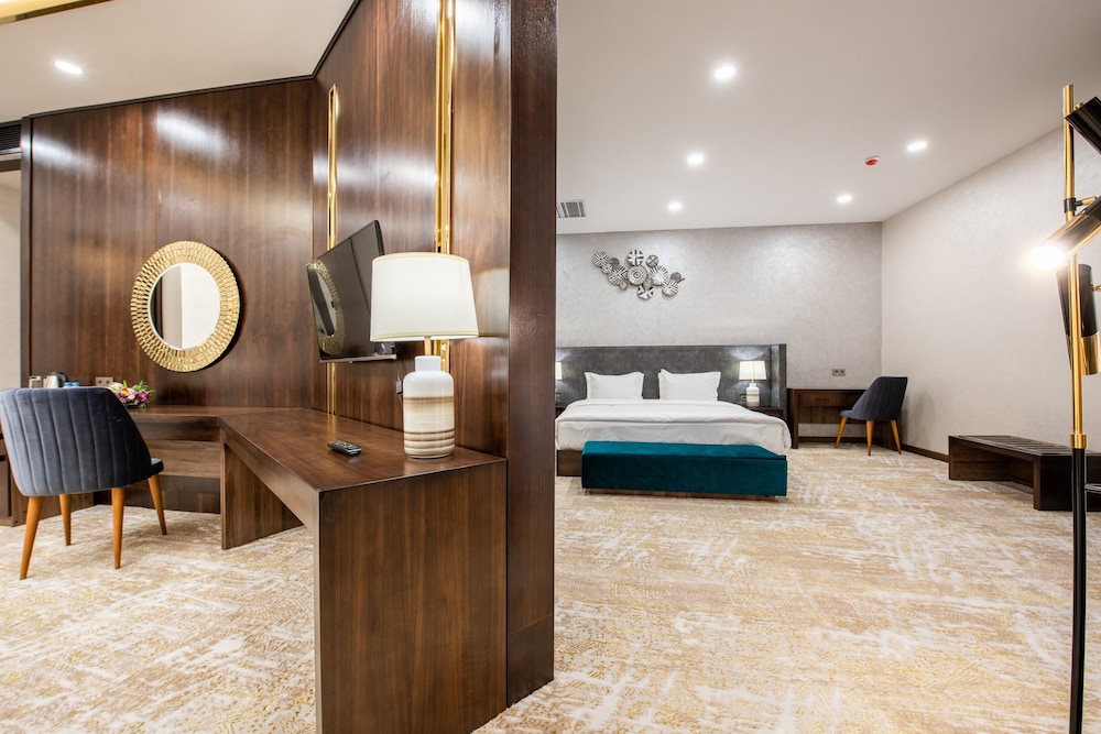Wyndham Garden Tashkent 60/84