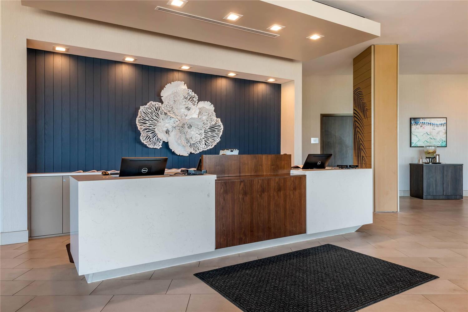 Cambria Hotel St Petersburg Madeira Beach Marina 11/58