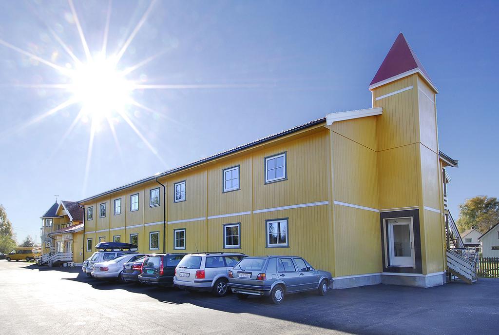 Gardermoen Hotel Bed & Breakfast 16/18