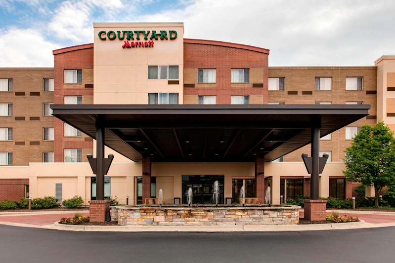 Courtyard by Marriott Chicago Schaumburg/Woodfield Mall in SCHAUMBURG - IL