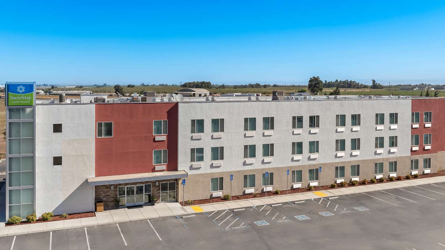 SureStay by Best Western Livingston Merced County 2/10