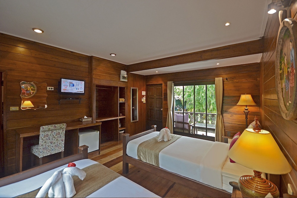 Thai Thai Sukhothai Resort 20/68