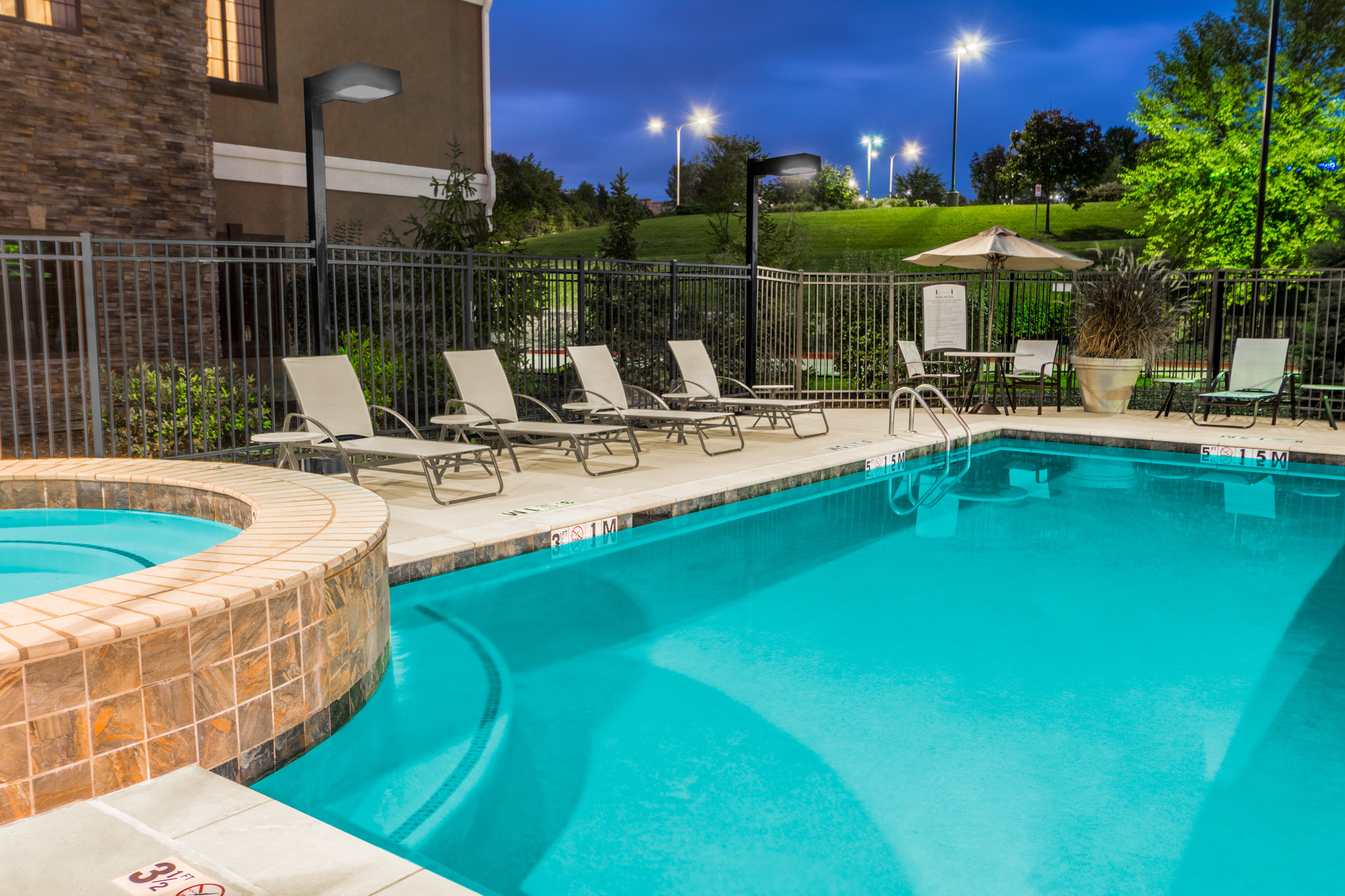 Staybridge Suites Kansas City-Independence 33/63