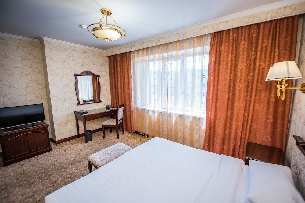 G Empire Hotel 27/66