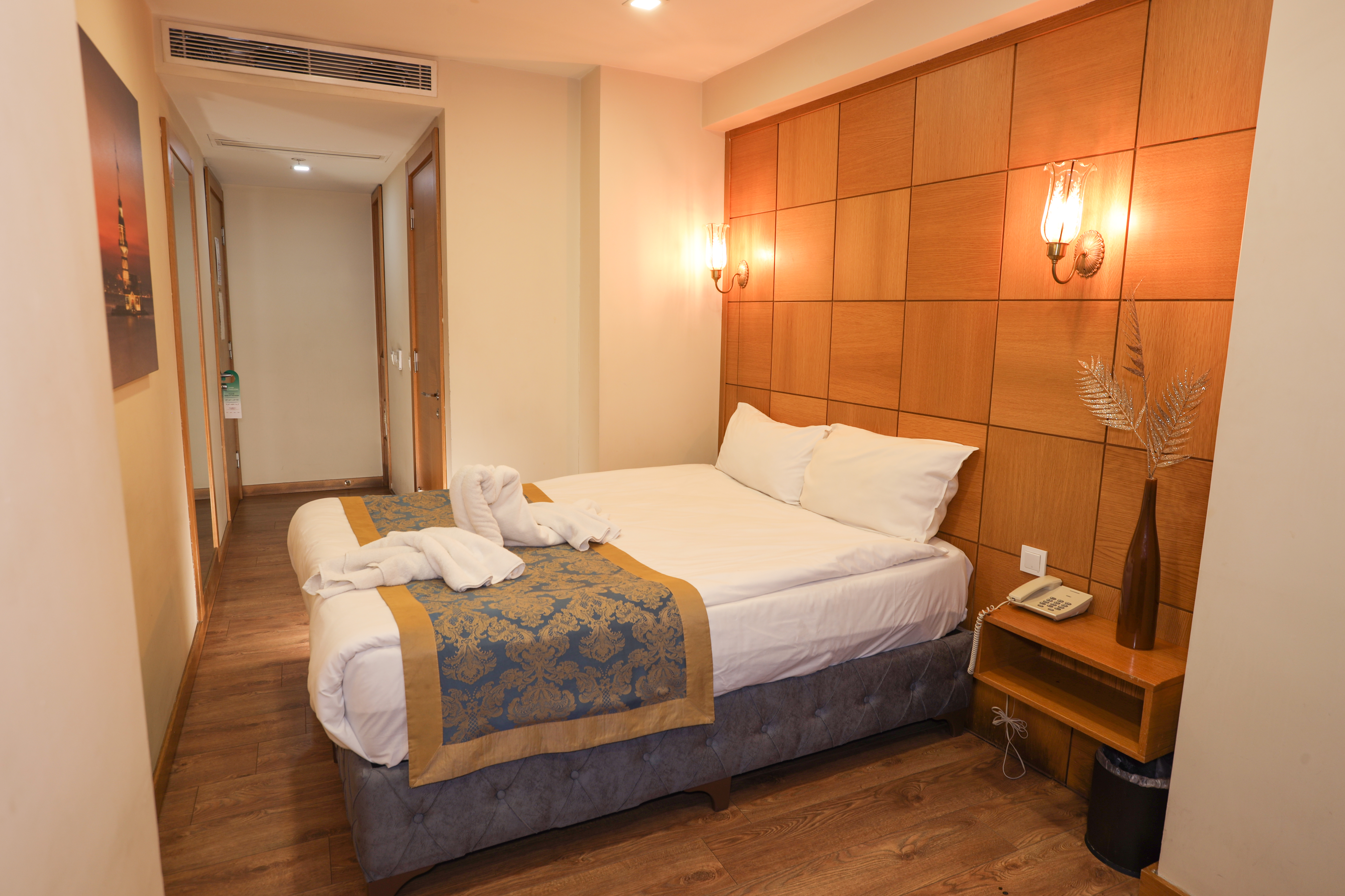 Economy, CUMBALI PLAZA HOTEL 6/9