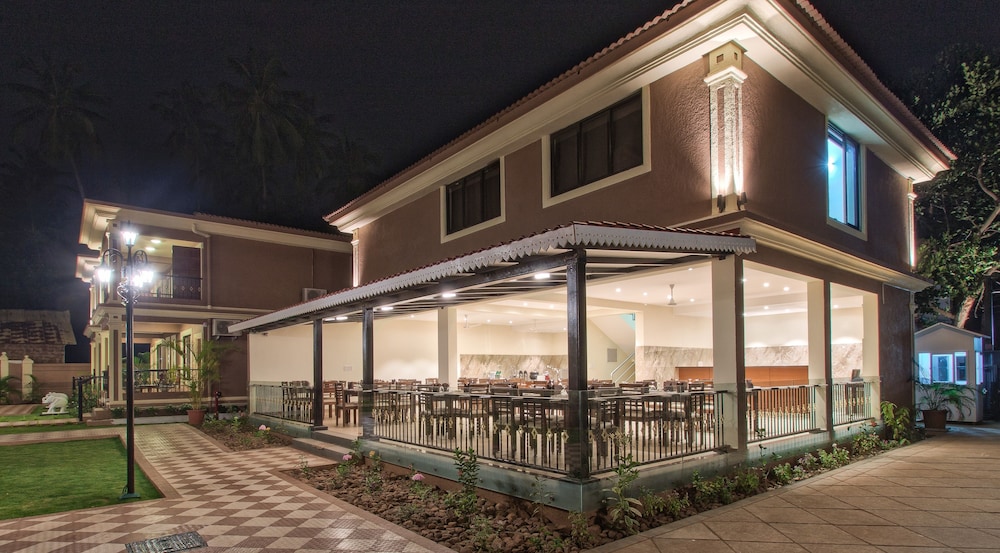Seashell Suites And Villas photo1