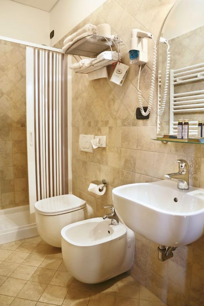 Room, Double Bed, Mountain View, Colleverde Country House Beauty and Wellness 5/8