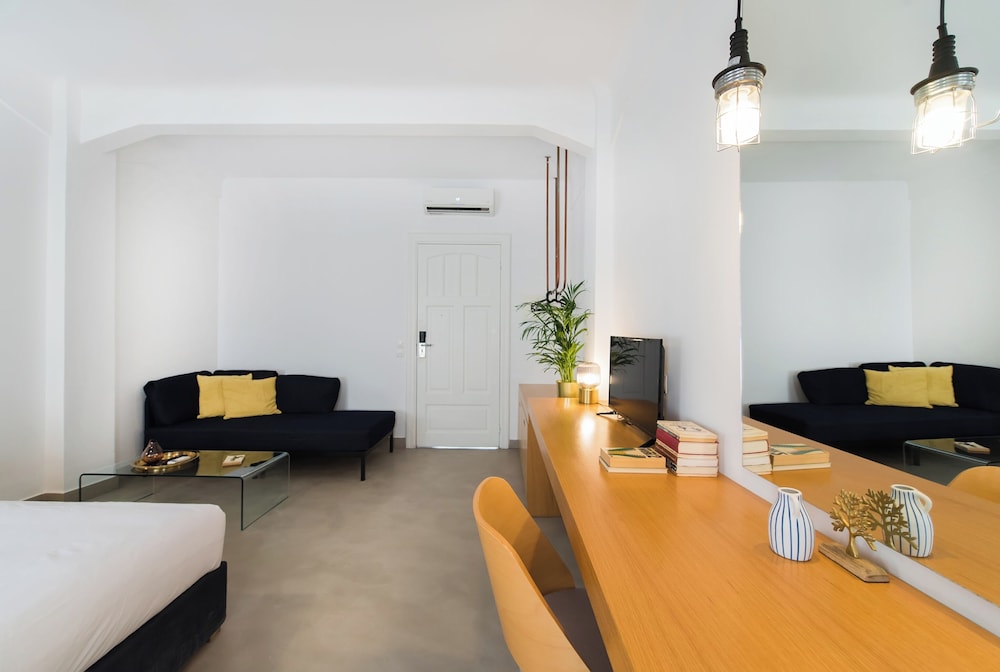 MONK Monastiraki Suites 14/38