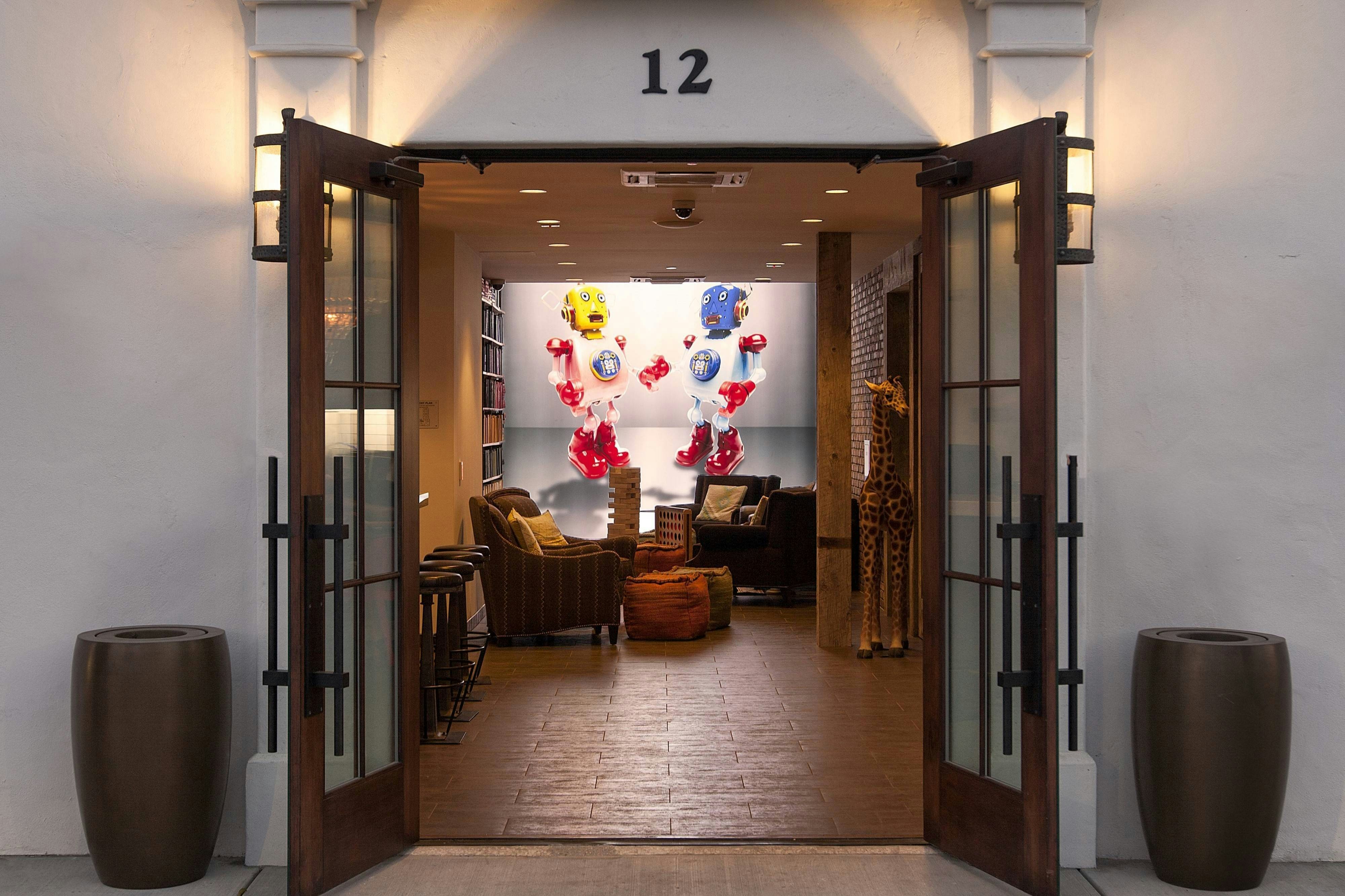 Moxy Santa Barbara 6/12