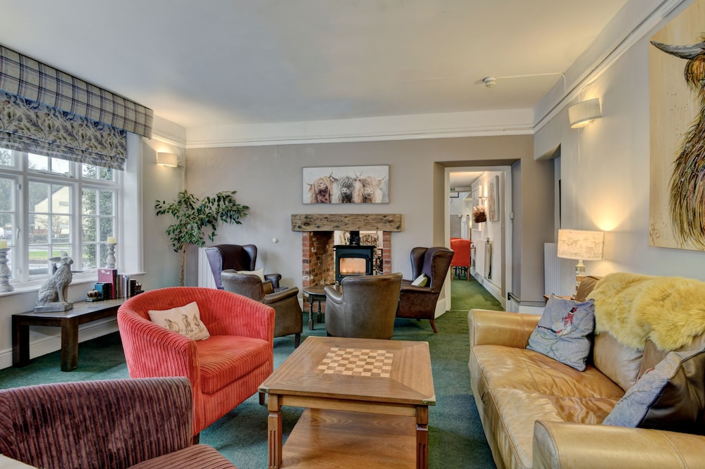 The Crown Hotel 10/17