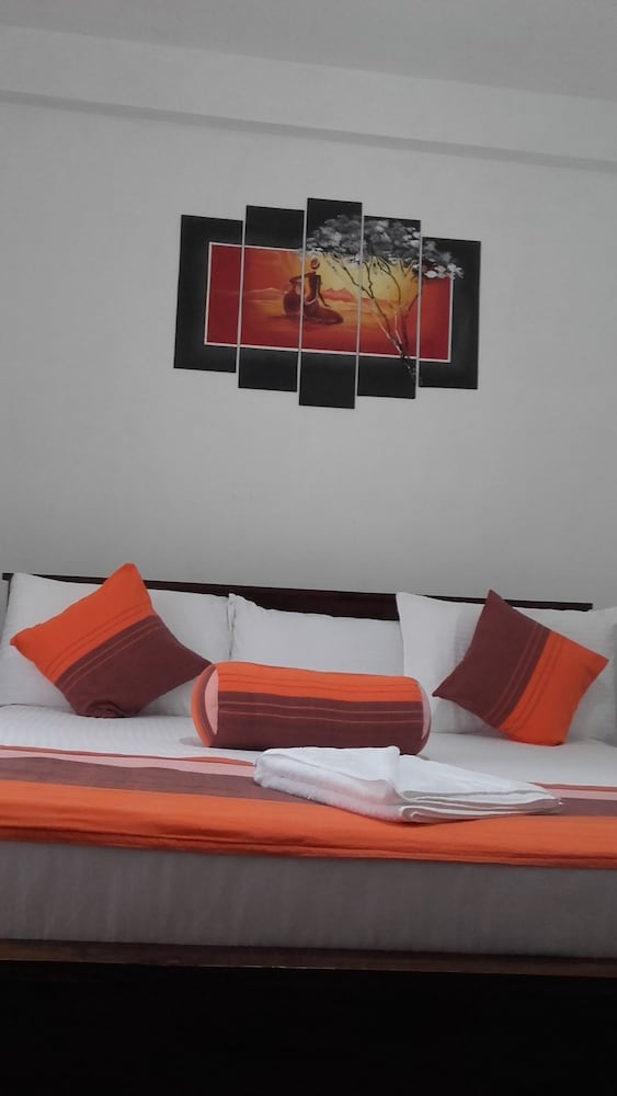 2 BEDROOMS, BASIC, DOUBLE BED