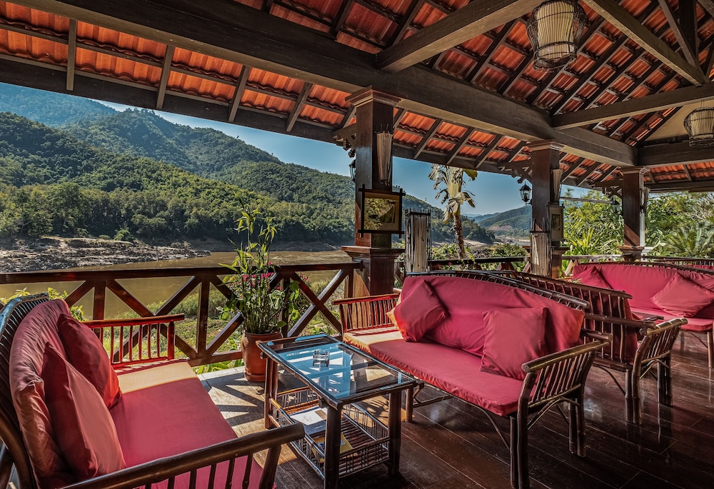 SANCTUARY PAKBENG LODGE 55/86