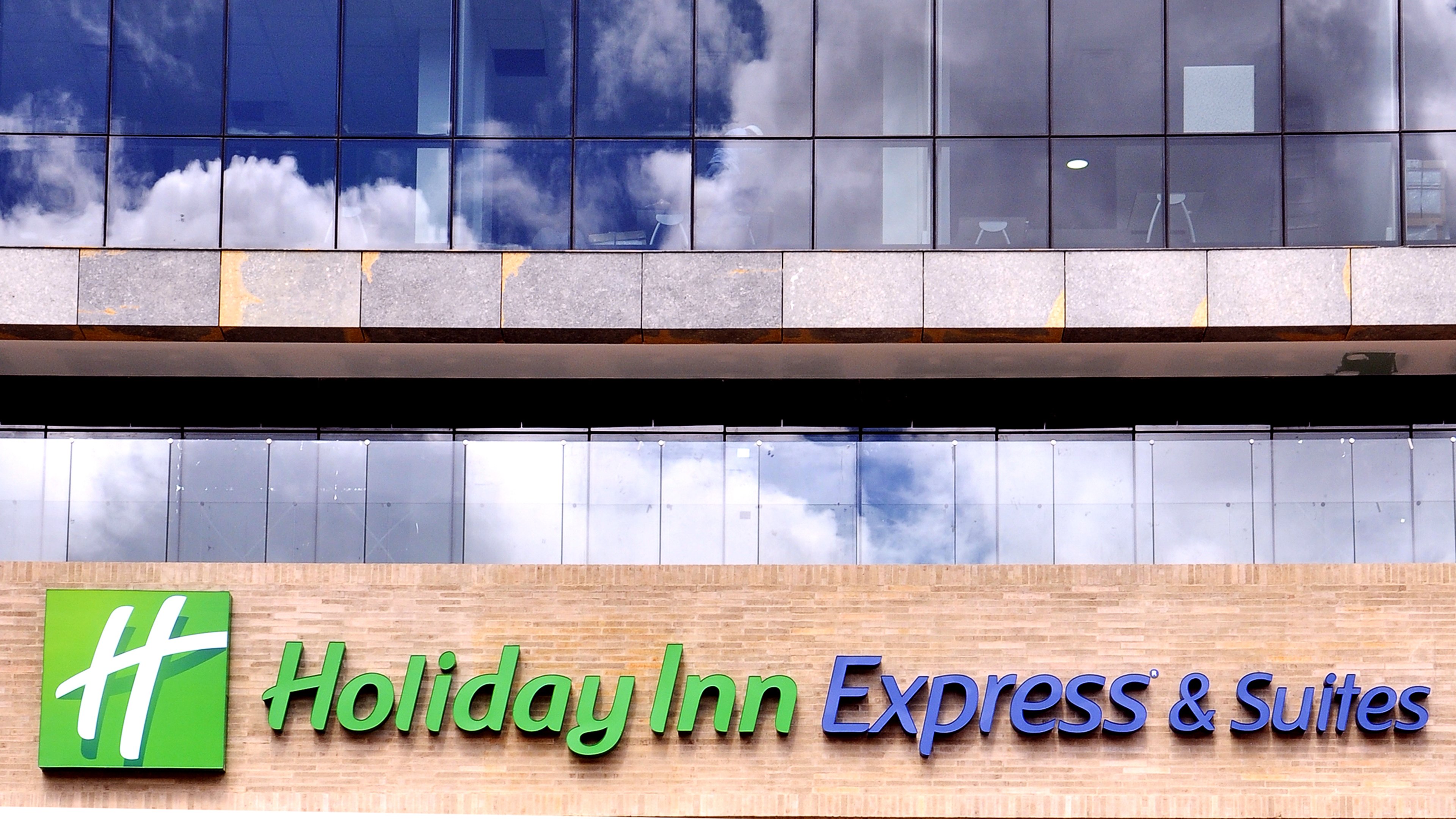 Holiday Inn Express Suites Bogota Dc Ex Zona Financiera 4/53