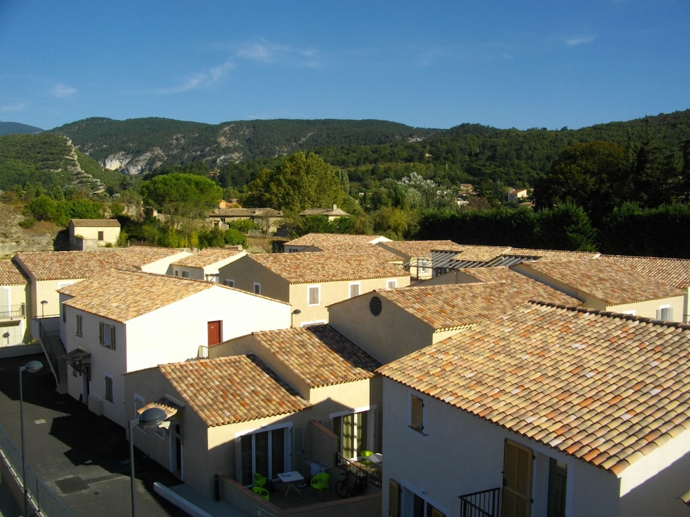 Garden & City Mont Ventoux - Malaucene 33/50