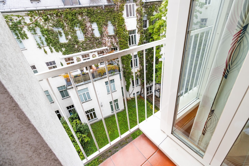 CheckVienna - Apartment Rentals Vienna 27/36