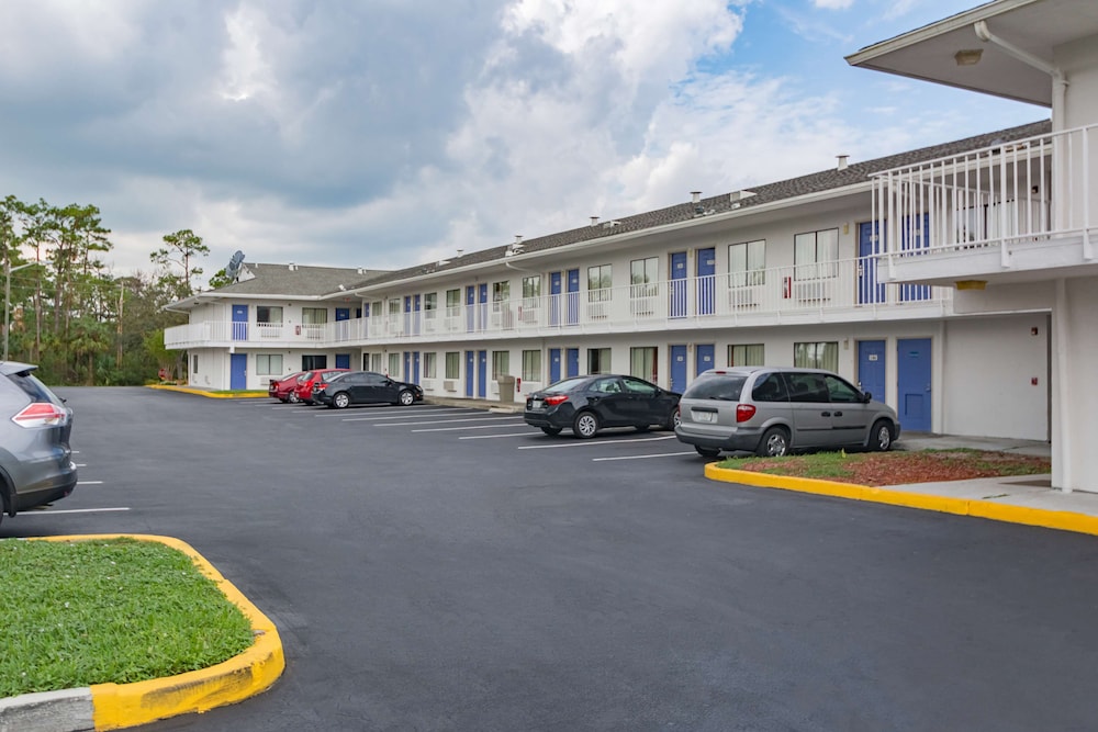 Motel6 Ft. Pierce, FL 42/60